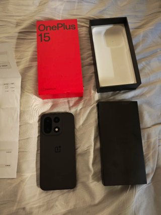 OnePlus 15 256GB Nero Come nuovo