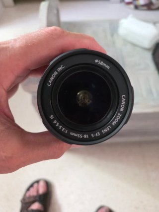 Canon EOS 600D + Obbiettivo EF-S 18-55 3,5-5,6 IS