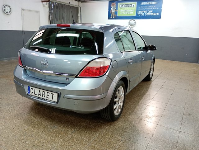 Opel Astra 1.6 Enjoy 105 cv