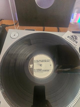 Rob Stalker - Destroy Everything Techno Schranz