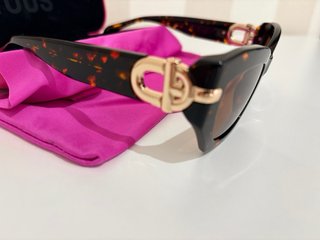 Gafas de sol Tous Tortoise y Dorado