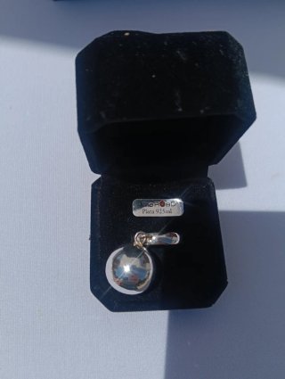 Anillo de Plata 925 ,con bola cascabel