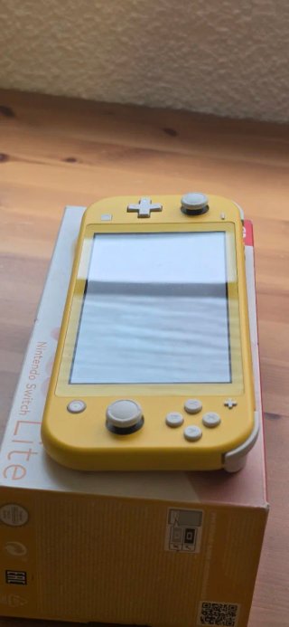 Nintendo Switch Lite Amarilla