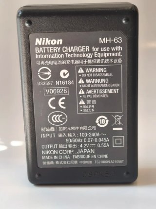 Cargador Nikon MH-63