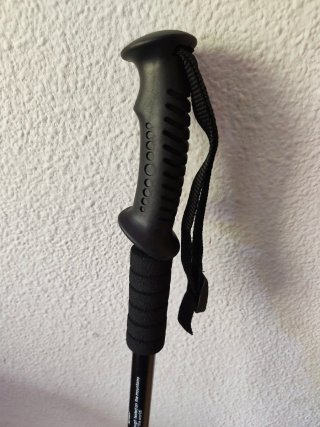 Bastones de trekking AHOYE nuevos