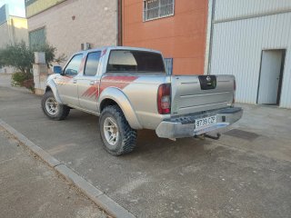 Nissan Navara Pickup 2004