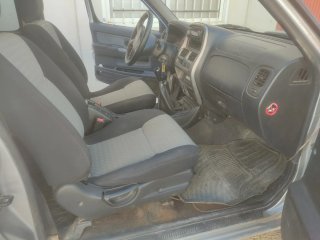 Nissan Navara Pickup 2004