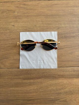 Gafas de sol Miu Miu 52YS