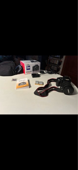 Canon EOS 450D Kit 18-55mm + Objetivo 18-200mm