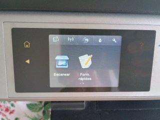 Stampante multifunzione HP Envy 5530