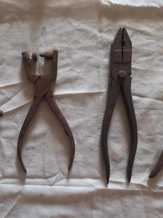 Set di pinze e attrezzi da lavoro