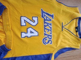 Conjunto Lakers 24 Bryant T. 7-8