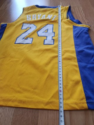 Conjunto Lakers 24 Bryant T. 7-8