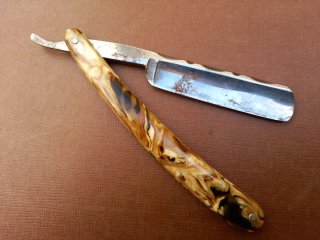 Navaja de afeitar francesa antigua