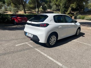 Peugeot 208 HDI 2022
