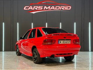 FORD ESCORT 1.8 FUN