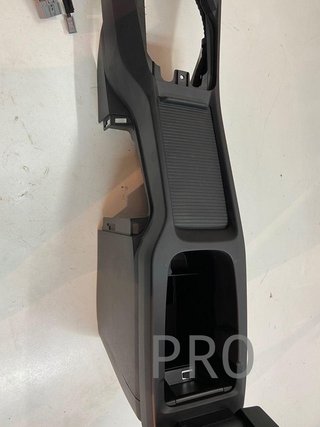 Reposa brazos volvo v40