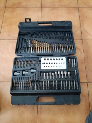 Maletín brocas y accesorios