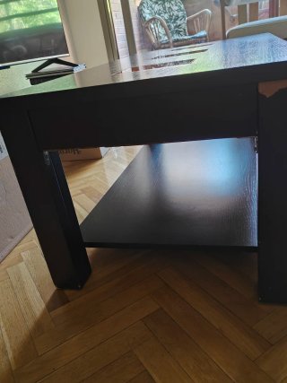 Tavolo da centro rialzabile in legno scuro