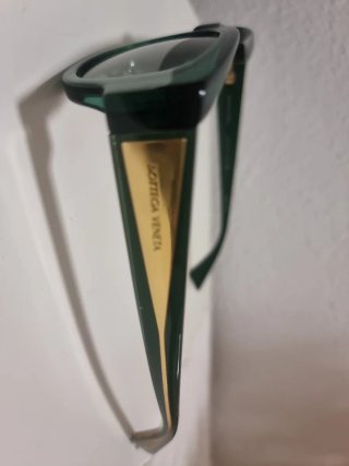 Occhiali da sole verdi