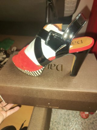 Sandalias Dansi Tacón Alto Negro y Rojo
