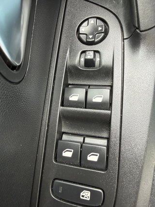Peugeot 2008 Diesel 2022