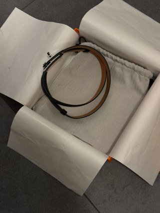 Cinturón Hermes Negro/Marrón Hebilla Metálica