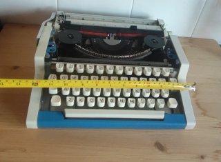 Máquina de escribir antigua