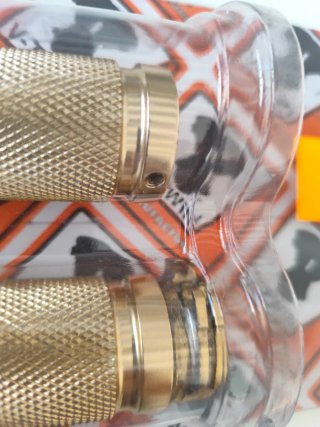 Puños Harley Davidson dorados