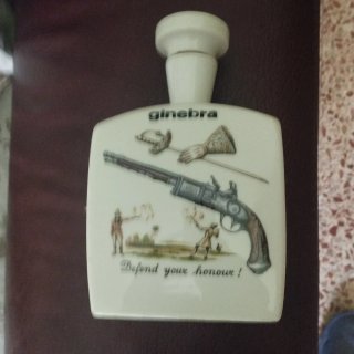 Botella de cerámica Ginebra