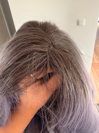 Peluca larga ondulada morada/lila