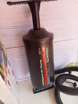 Bomba inflador INTEX Doble Acción