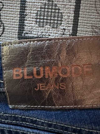 Jeans donna con brillantini