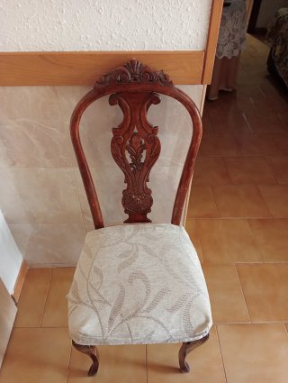 Mesa y 6 sillas