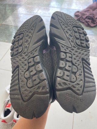 Zapatillas Adidas Negras y Moradas