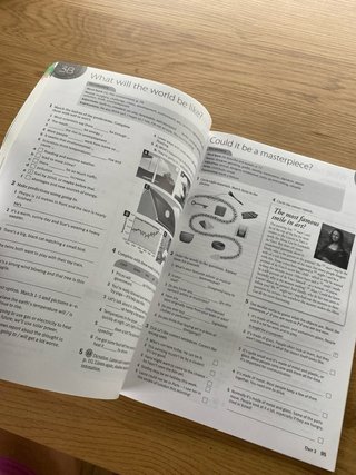 Richmond essential English : course 4, Intermed...