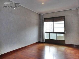 Piso en venta en Errekaldeberri - Larraskitu en Bilbao