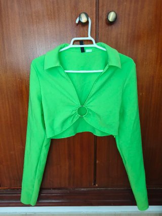 Blusa corta H&M verde talla S