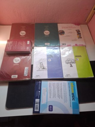 Libros 2° bachillerato diocesano