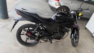 Yamaha YS125 Negra