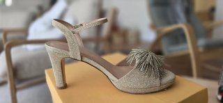 Conjunto Fiesta Menbur Zapatos y Bolso Dorado