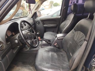 Jeep Cherokee 2003