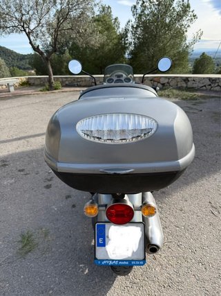 Aprilia Scarabeo 200 Gris