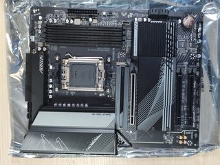 Gigabyte B650 Aorus Elite AX V2 AM5 DDR5 WiFi