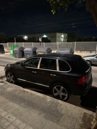 Porsche Cayenne 2004