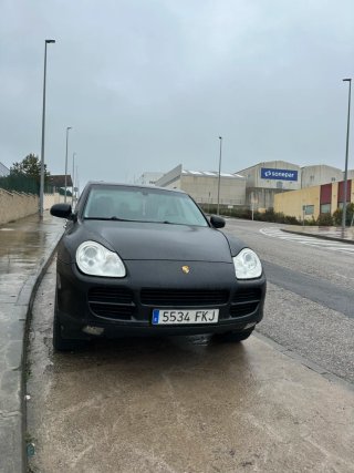 Porsche Cayenne 2004