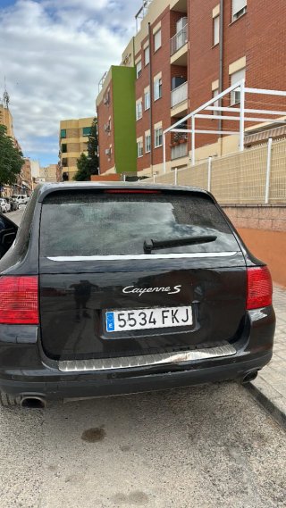 Porsche Cayenne 2004
