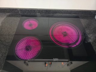 Vitrocerámica Beko (no inducción)