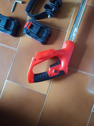 Desbrozadora Inalámbrica + Accesorios