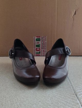 Zapatos tacón bajo Piesanto Talla 36